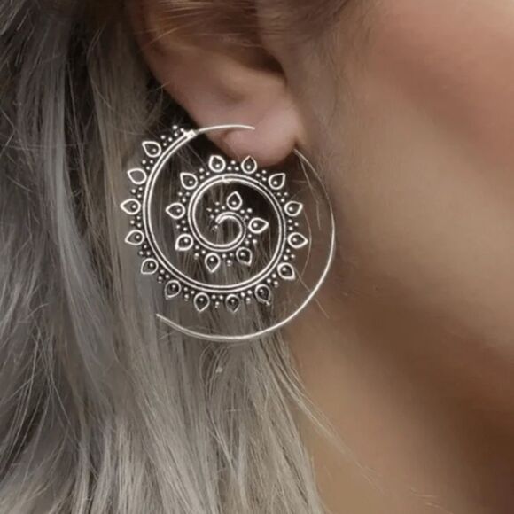 Bohemian earrings A1067 - Picture 1 of 4